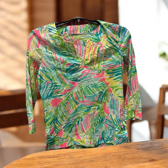 Lilly Pulitzer Amelia Tropical Blouse - Picture 3 of 6